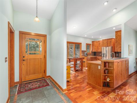 68 Crestwood Road Asheville NC 28804