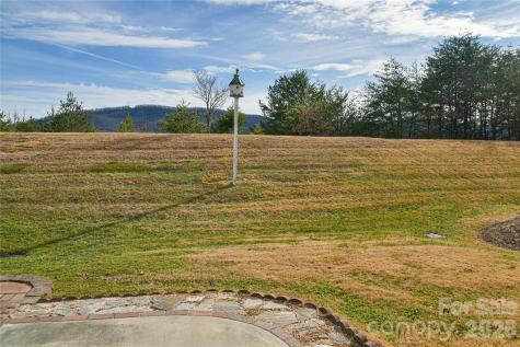 4 Heather Way Candler NC 28715
