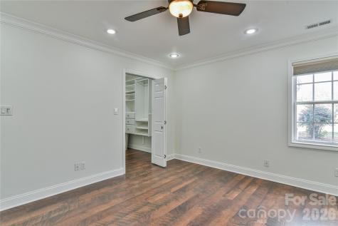 4 Heather Way Candler NC 28715