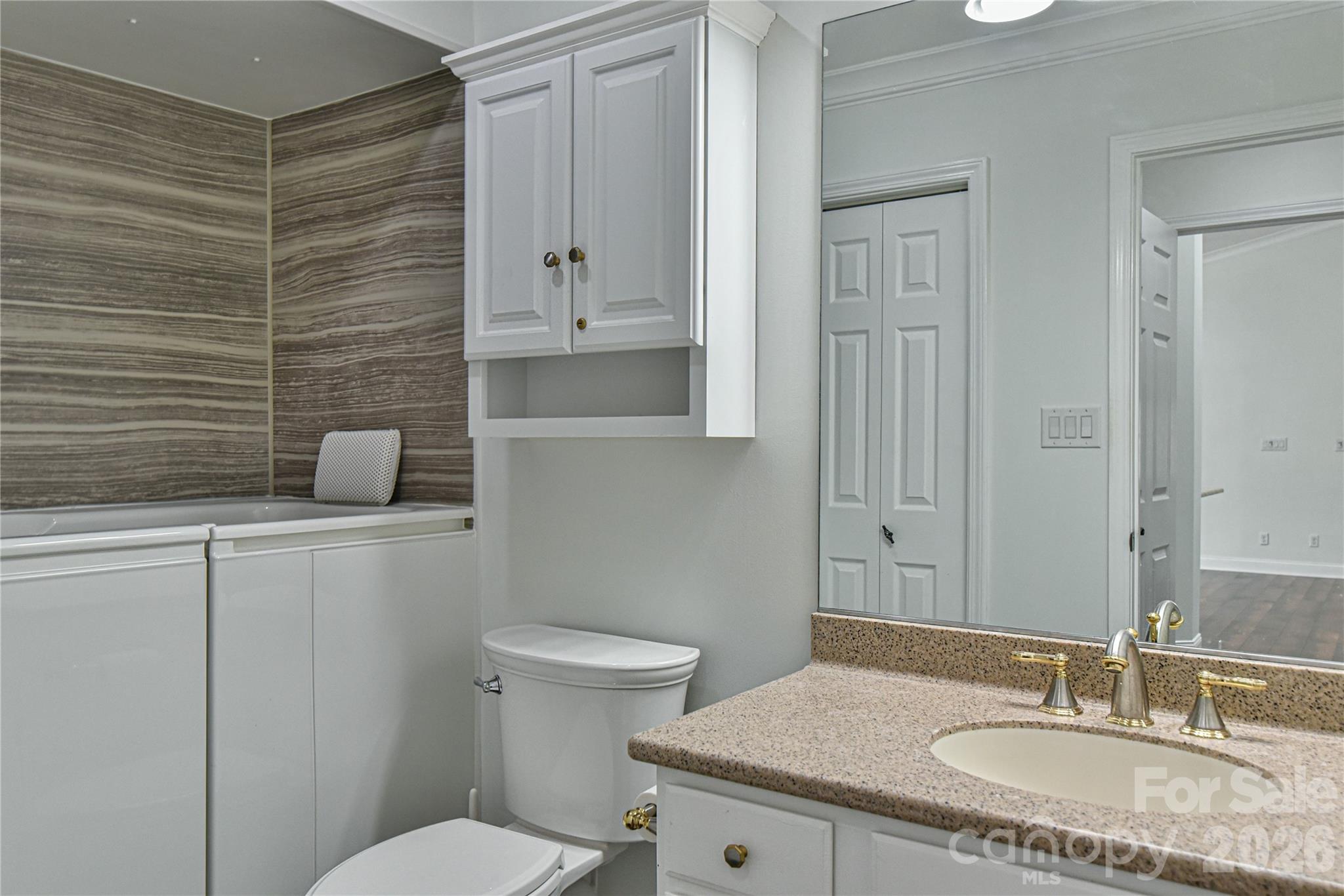 4 Heather Way Candler NC 28715