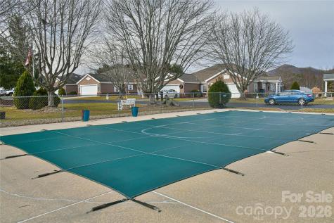 4 Heather Way Candler NC 28715