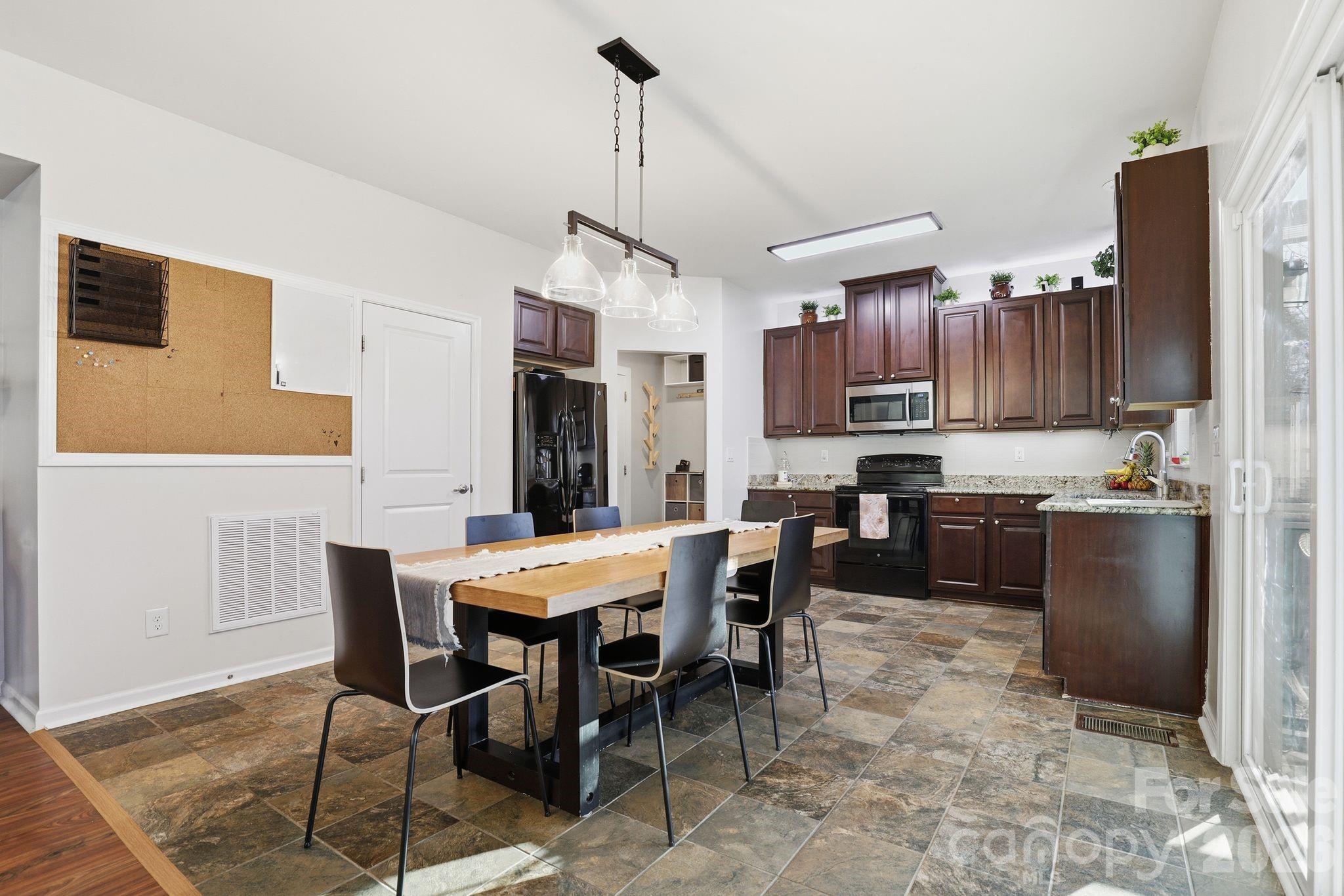 7532 W Berkeley Road Denver NC 28037