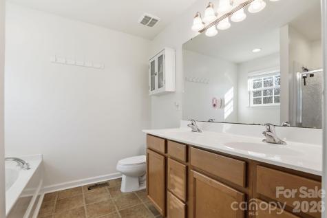 7532 W Berkeley Road Denver NC 28037