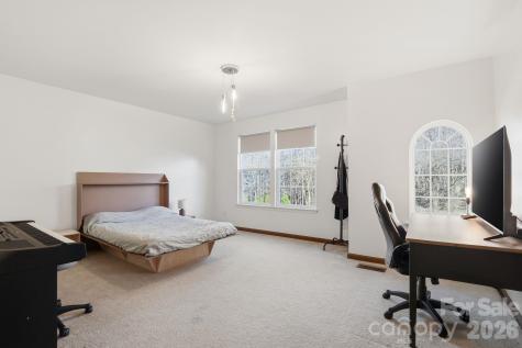 7532 W Berkeley Road Denver NC 28037