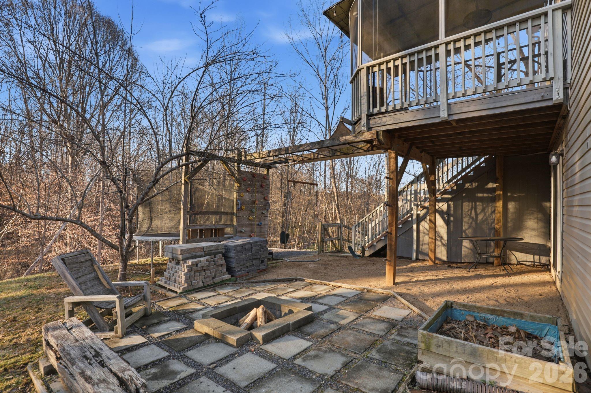 7532 W Berkeley Road Denver NC 28037