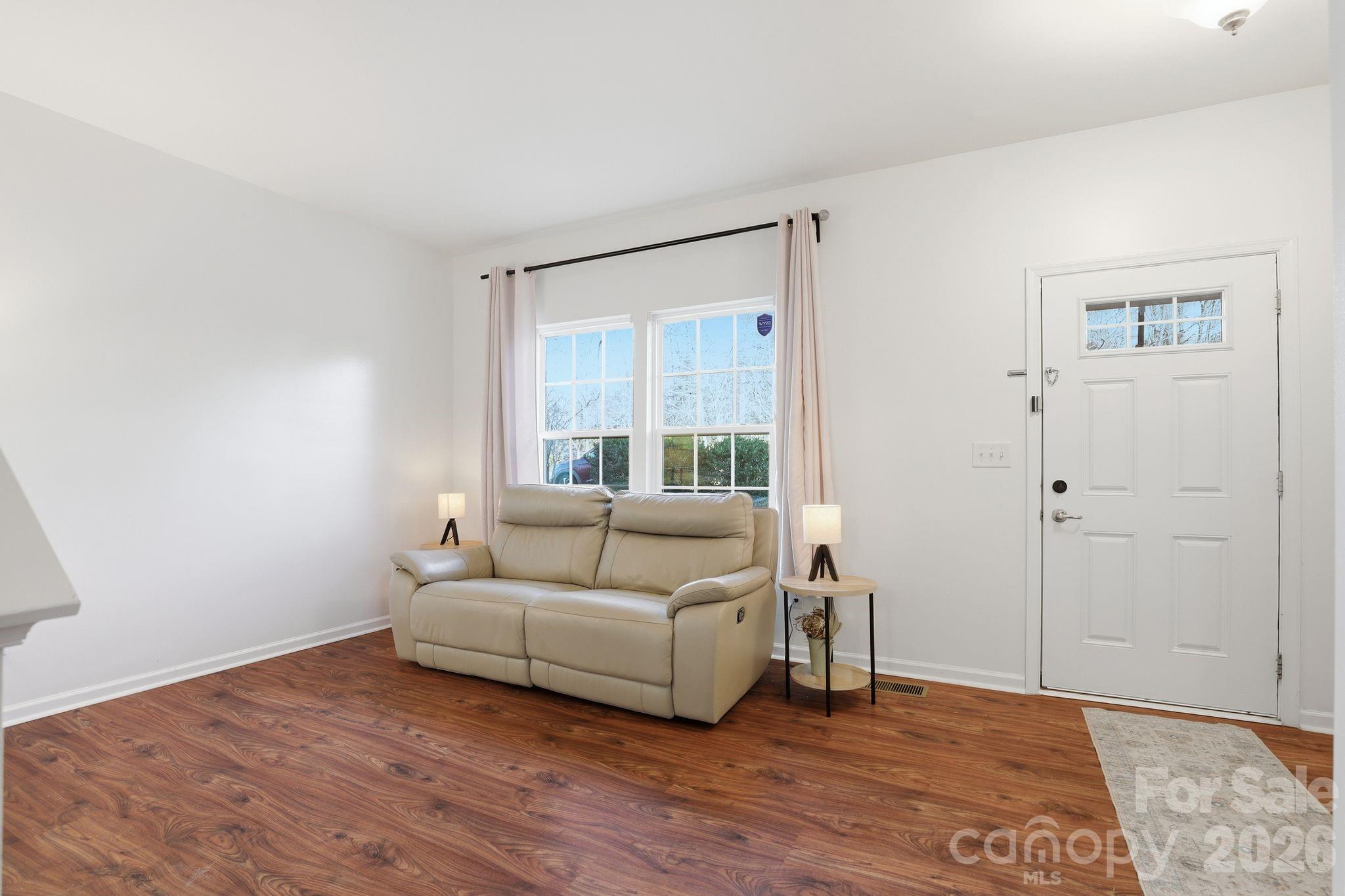 7532 W Berkeley Road Denver NC 28037