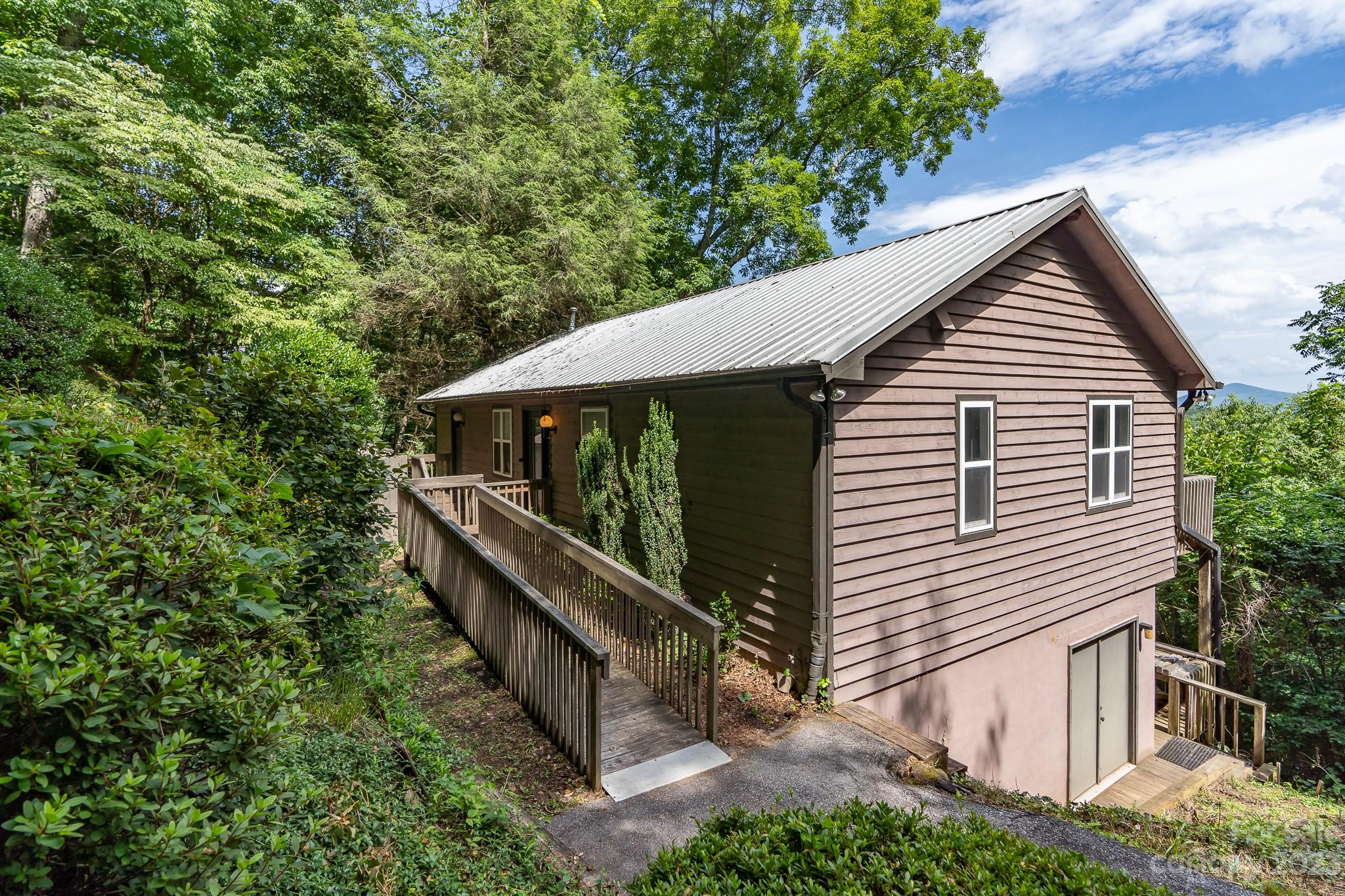 118 Hickory Forest Road Fairview NC 28730