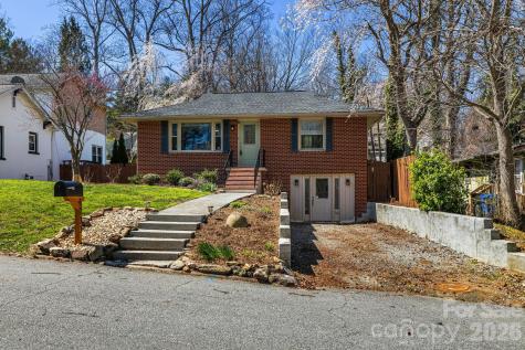 1733 Clairmont Drive Hendersonville NC 28791