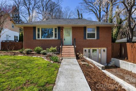 1733 Clairmont Drive Hendersonville NC 28791