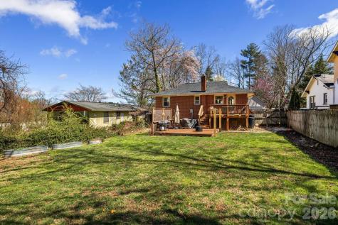 1733 Clairmont Drive Hendersonville NC 28791