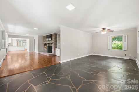 240 36th Avenue Circle NW Hickory NC 28601