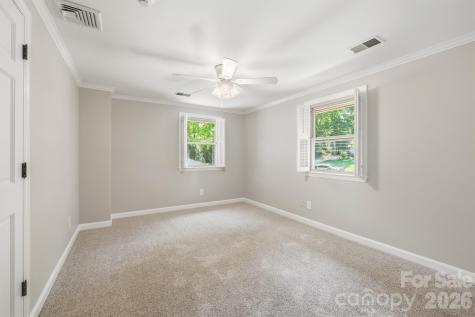 240 36th Avenue Circle NW Hickory NC 28601