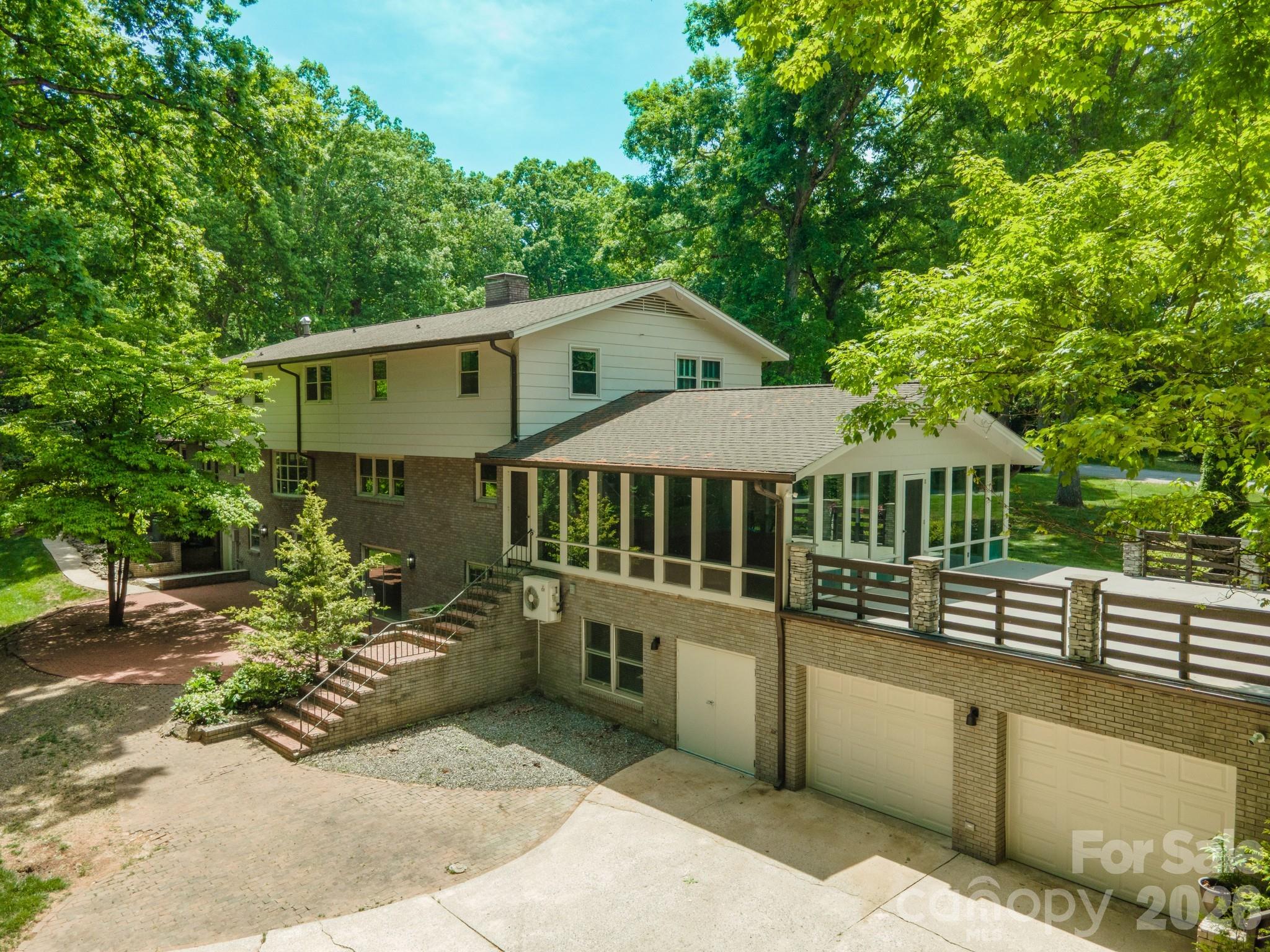 240 36th Avenue Circle NW Hickory NC 28601