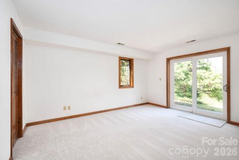 4 Zachary Ridge Road Asheville NC 28804