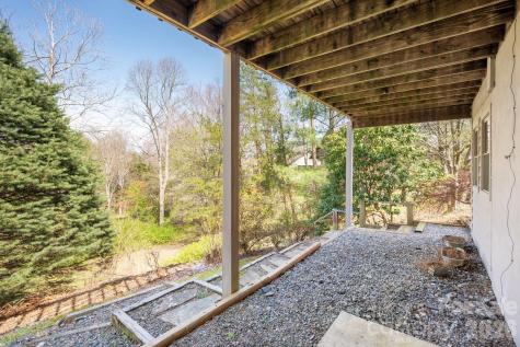 4 Zachary Ridge Road Asheville NC 28804