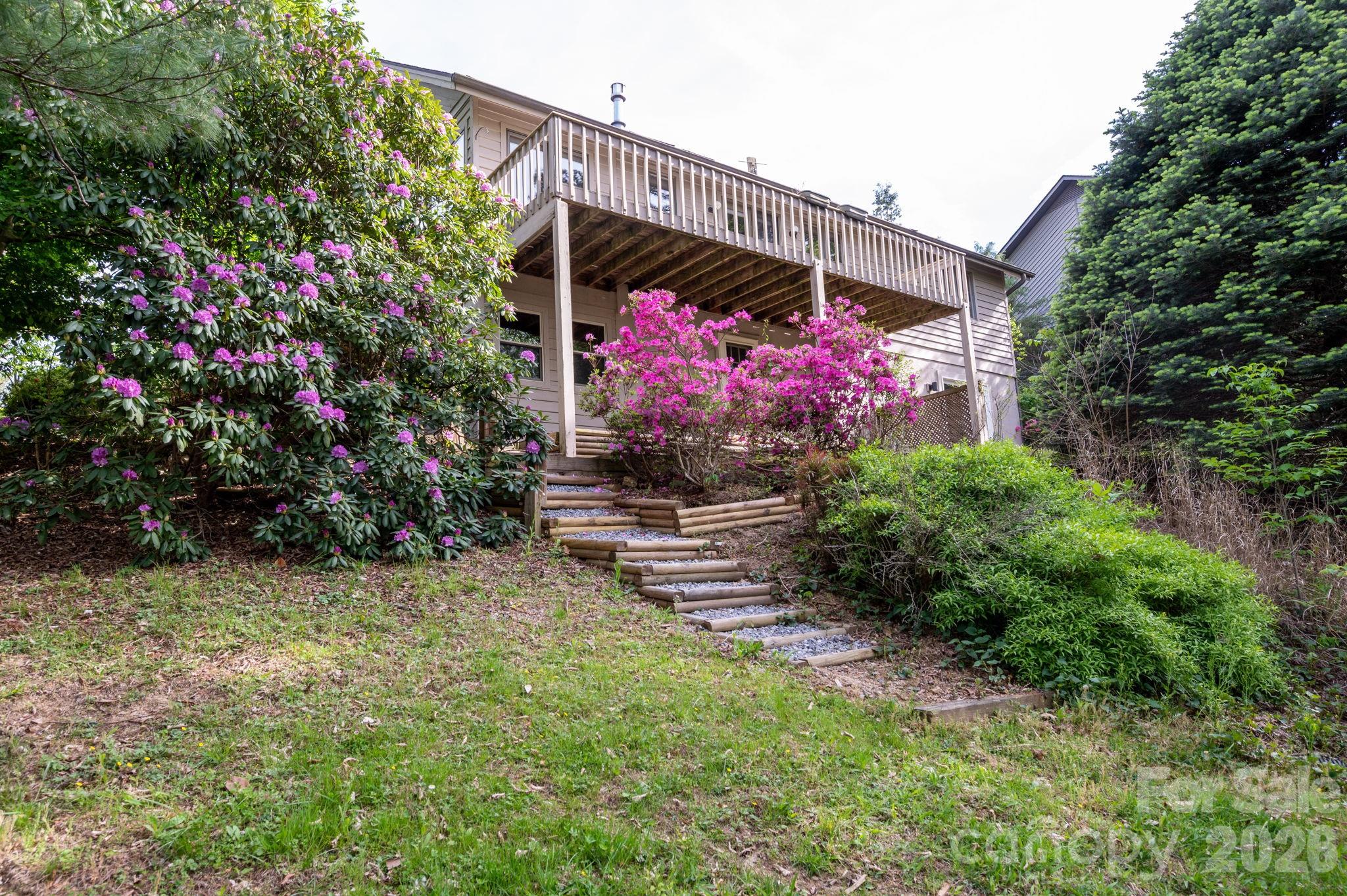 4 Zachary Ridge Road Asheville NC 28804