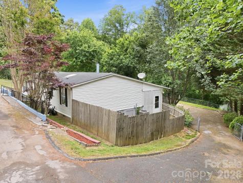 405 Gray Court Asheville NC 28806