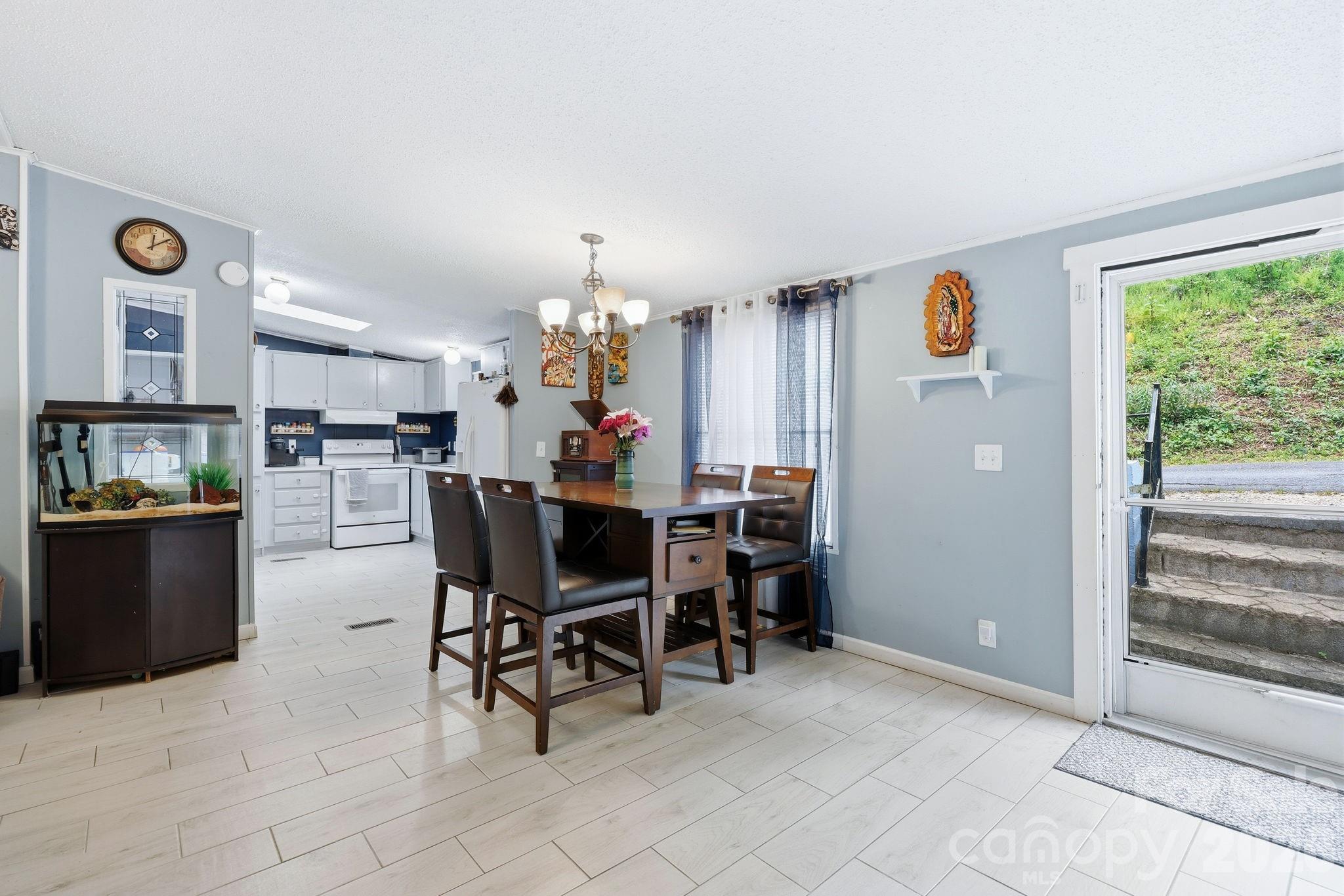 405 Gray Court Asheville NC 28806