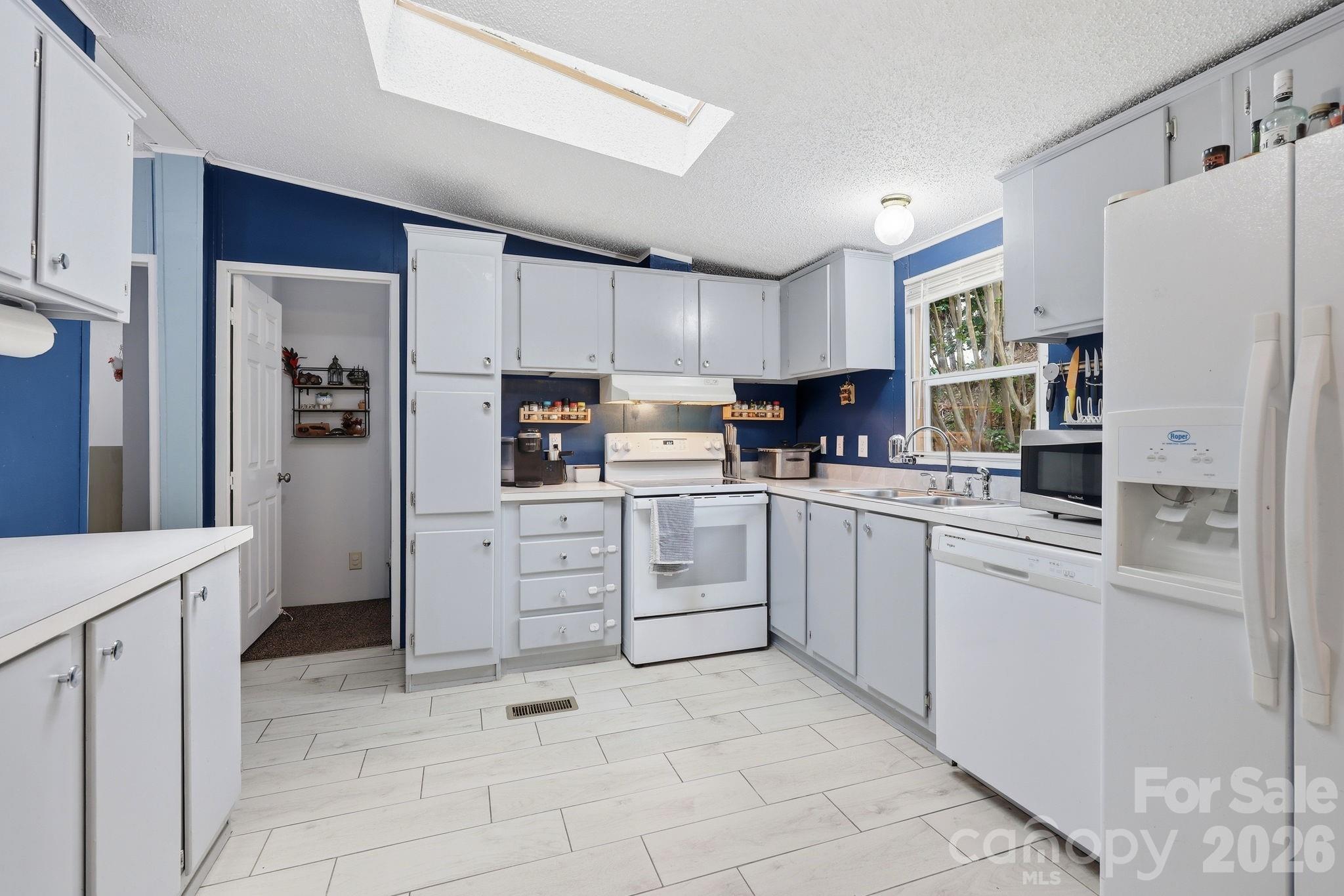 405 Gray Court Asheville NC 28806