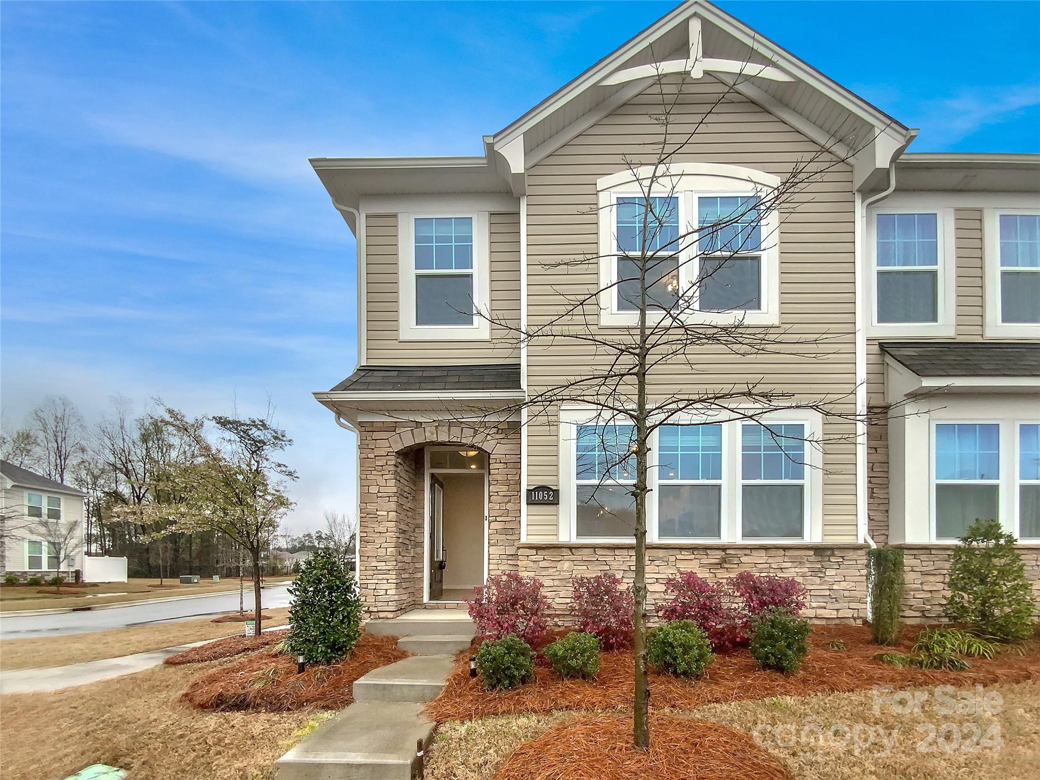 11052 Chalkbark Lane Charlotte NC 28262