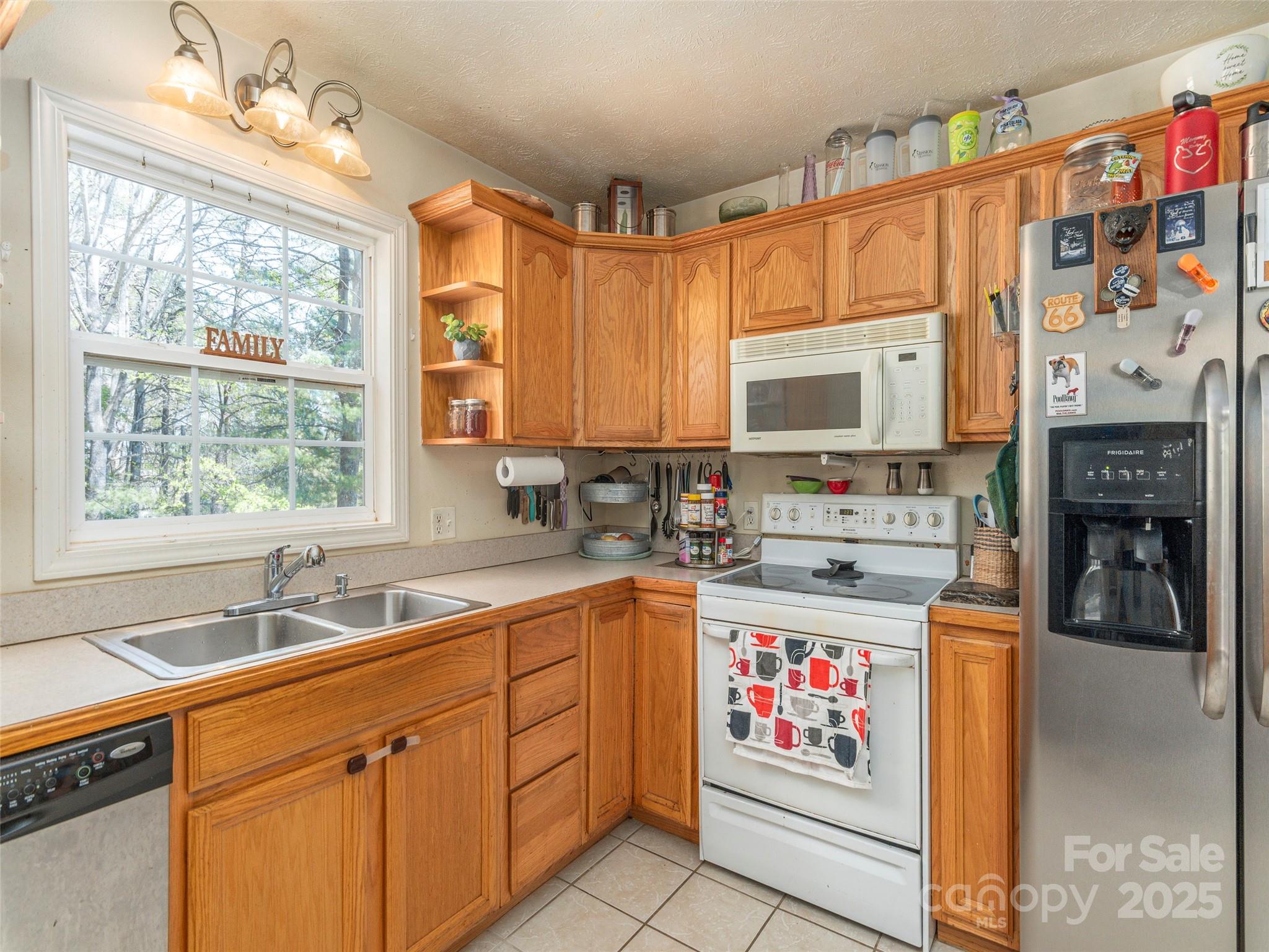 383 Pioneer Drive Waynesville NC 28786