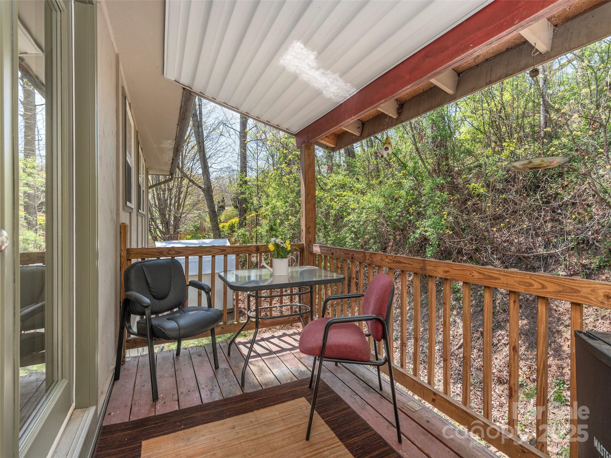 383 Pioneer Drive Waynesville NC 28786
