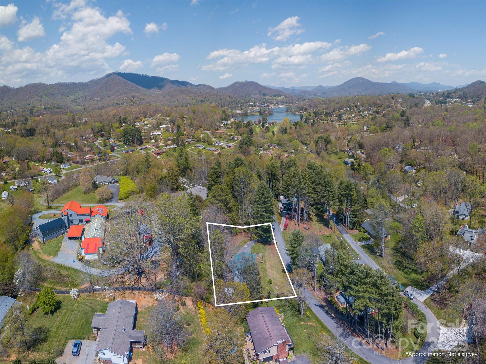 383 Pioneer Drive Waynesville NC 28786