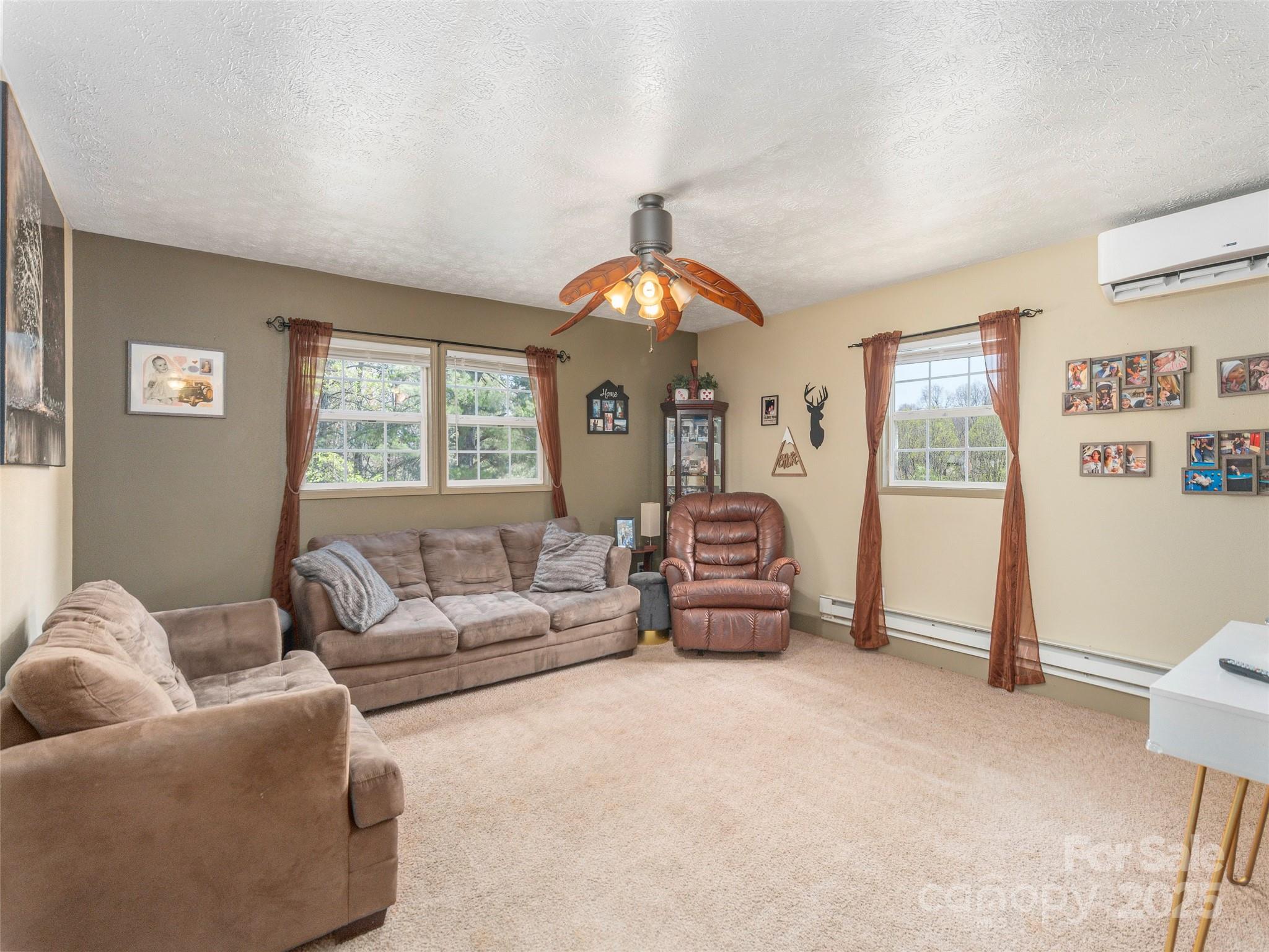 383 Pioneer Drive Waynesville NC 28786