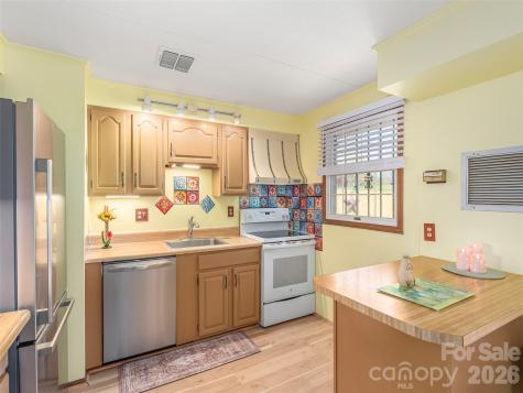 86 Hideaway Lane Waynesville NC 28785