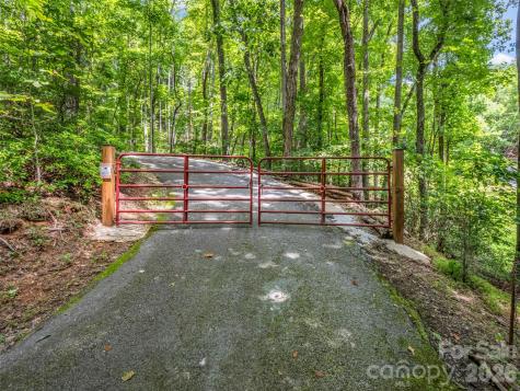 479 Camp Hill Road Mill Spring NC 28756