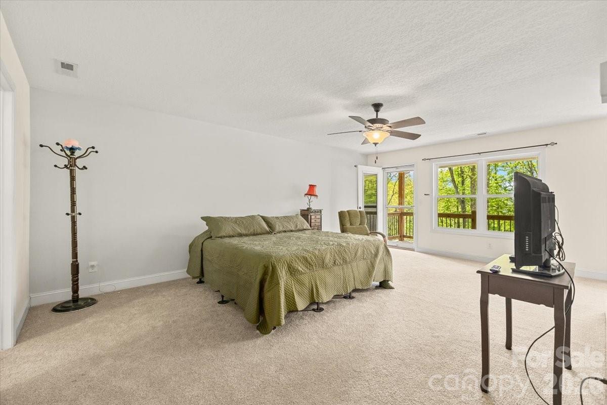 65 Leisure Lane Swannanoa NC 28778