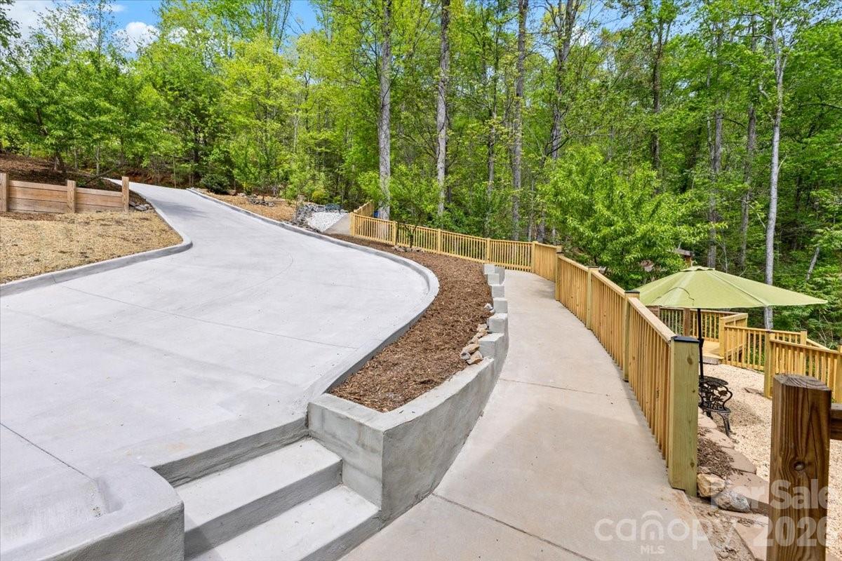 65 Leisure Lane Swannanoa NC 28778
