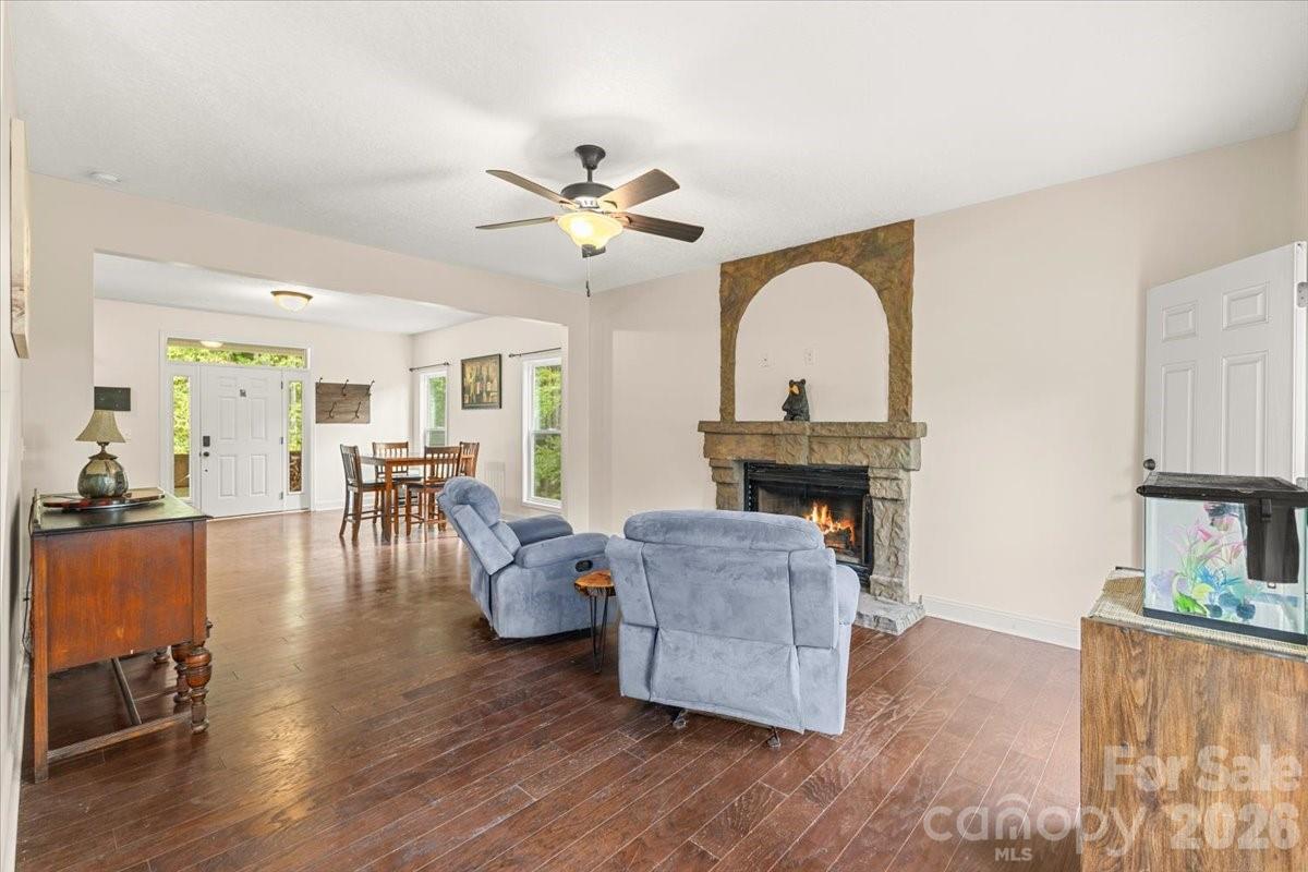 65 Leisure Lane Swannanoa NC 28778