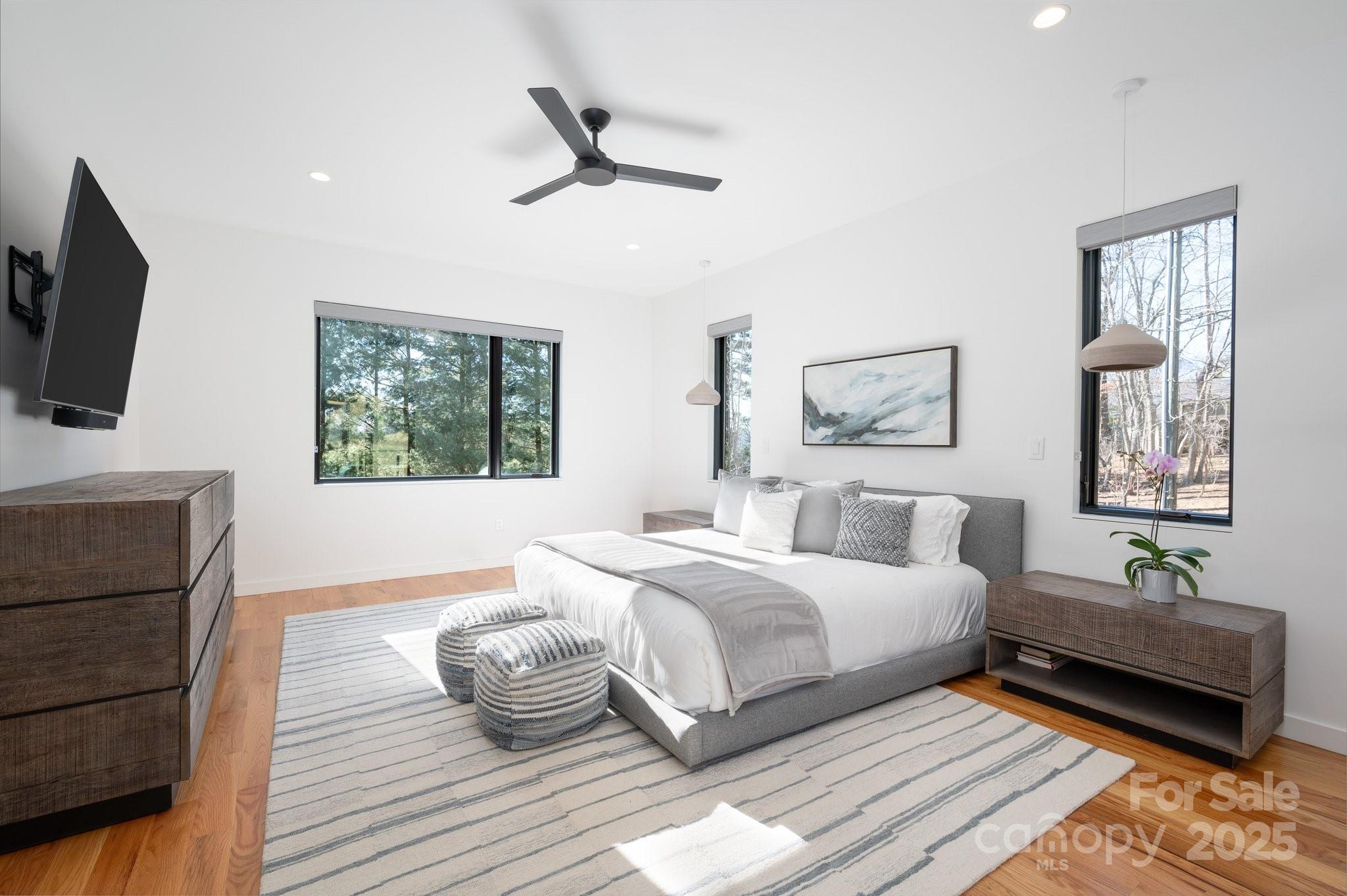22 Innsbrook Road Asheville NC 28804