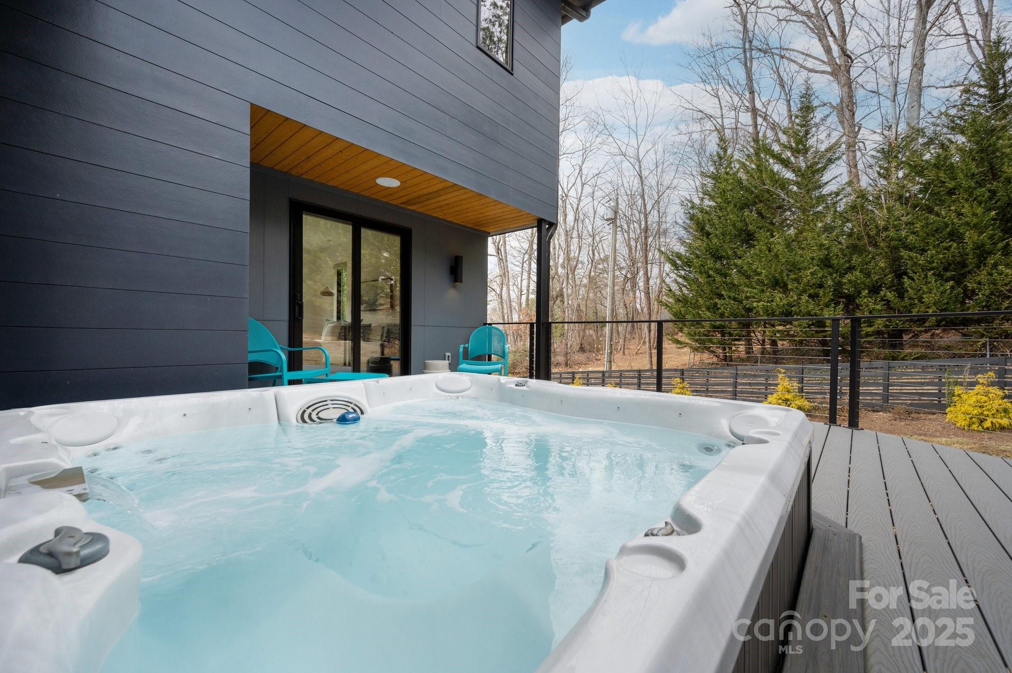 22 Innsbrook Road Asheville NC 28804