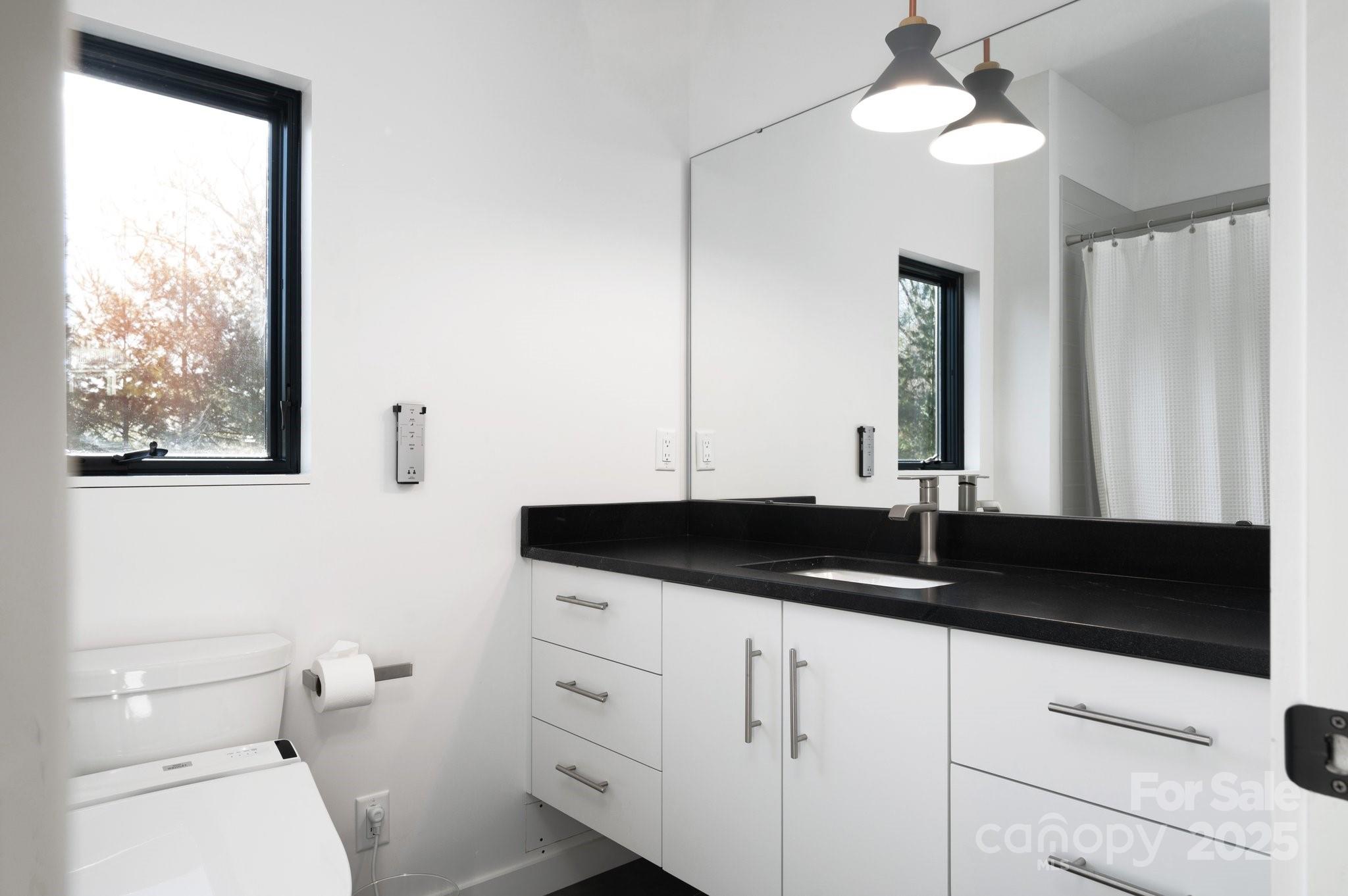 22 Innsbrook Road Asheville NC 28804