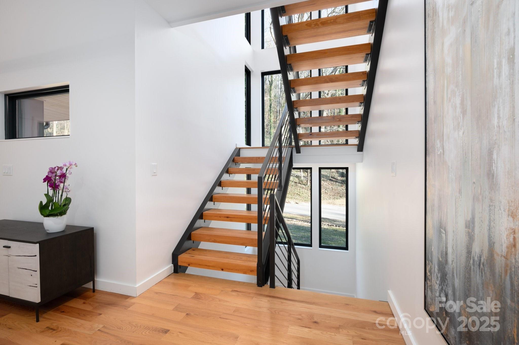 22 Innsbrook Road Asheville NC 28804