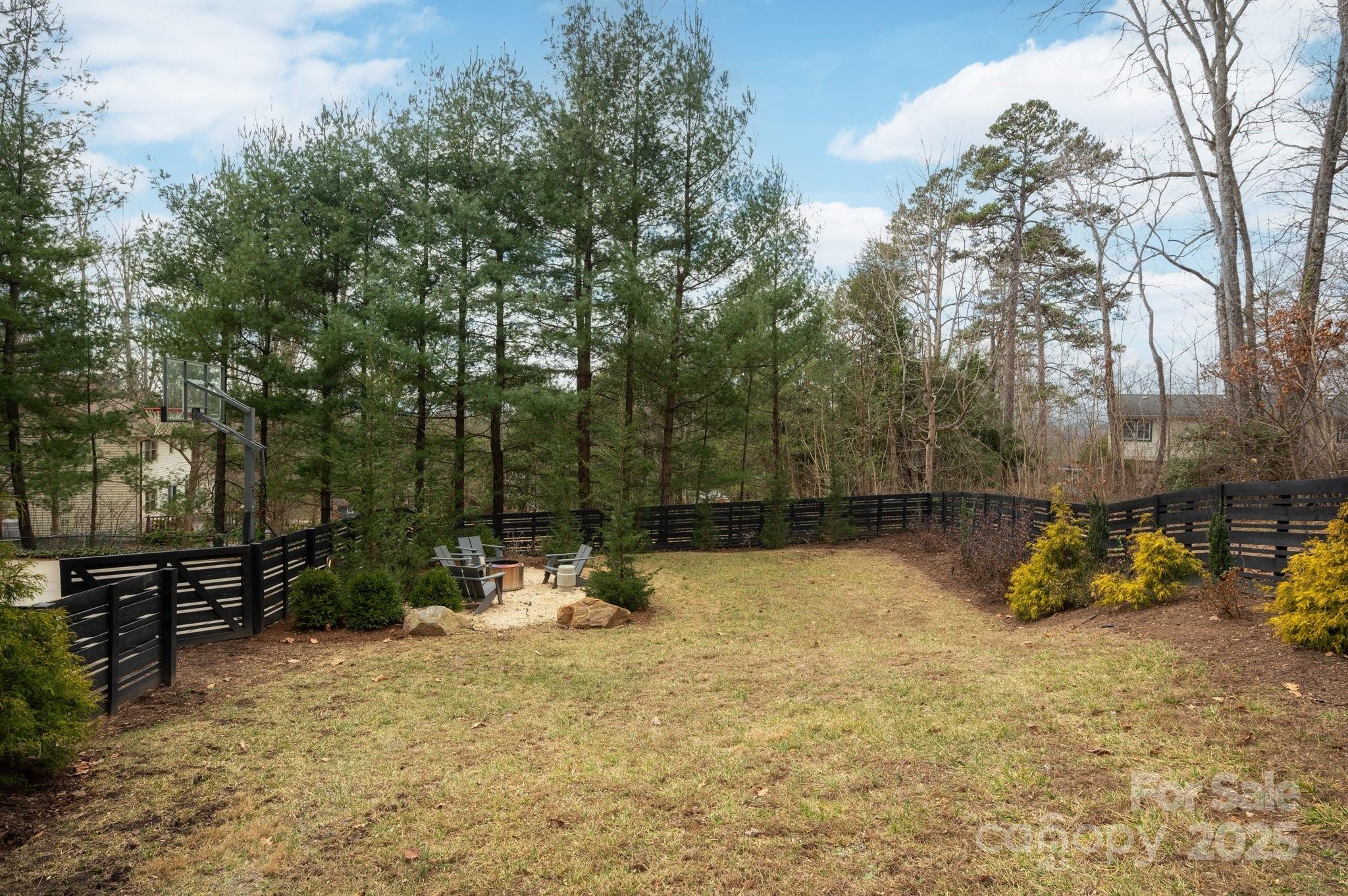 22 Innsbrook Road Asheville NC 28804