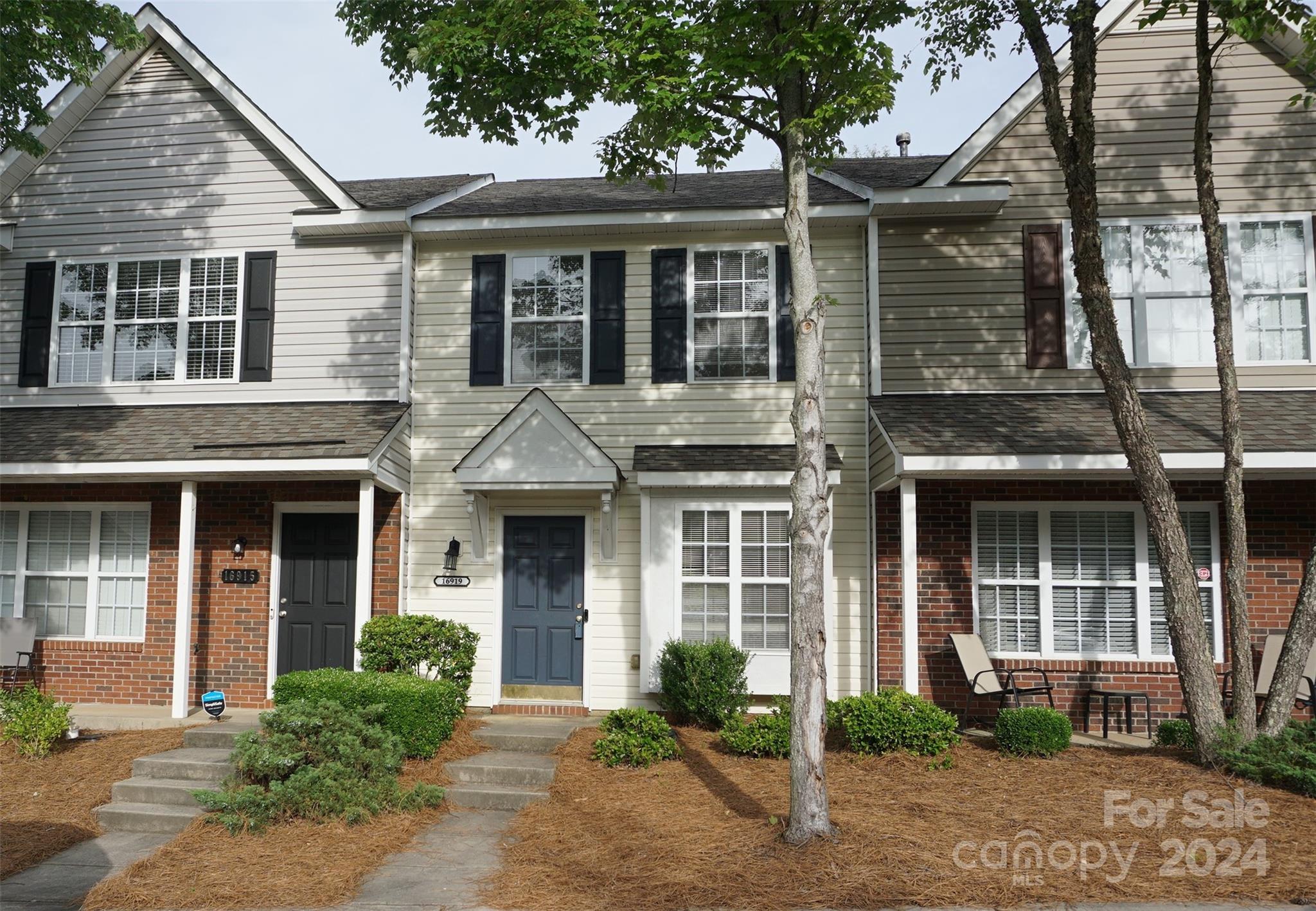 16919 Turning Stick Court Charlotte NC 28213