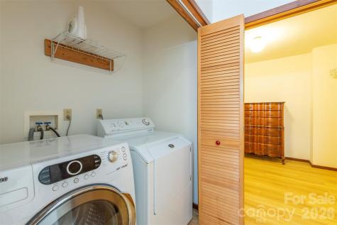 7 Winding Poplar Road Black Mountain NC 28711