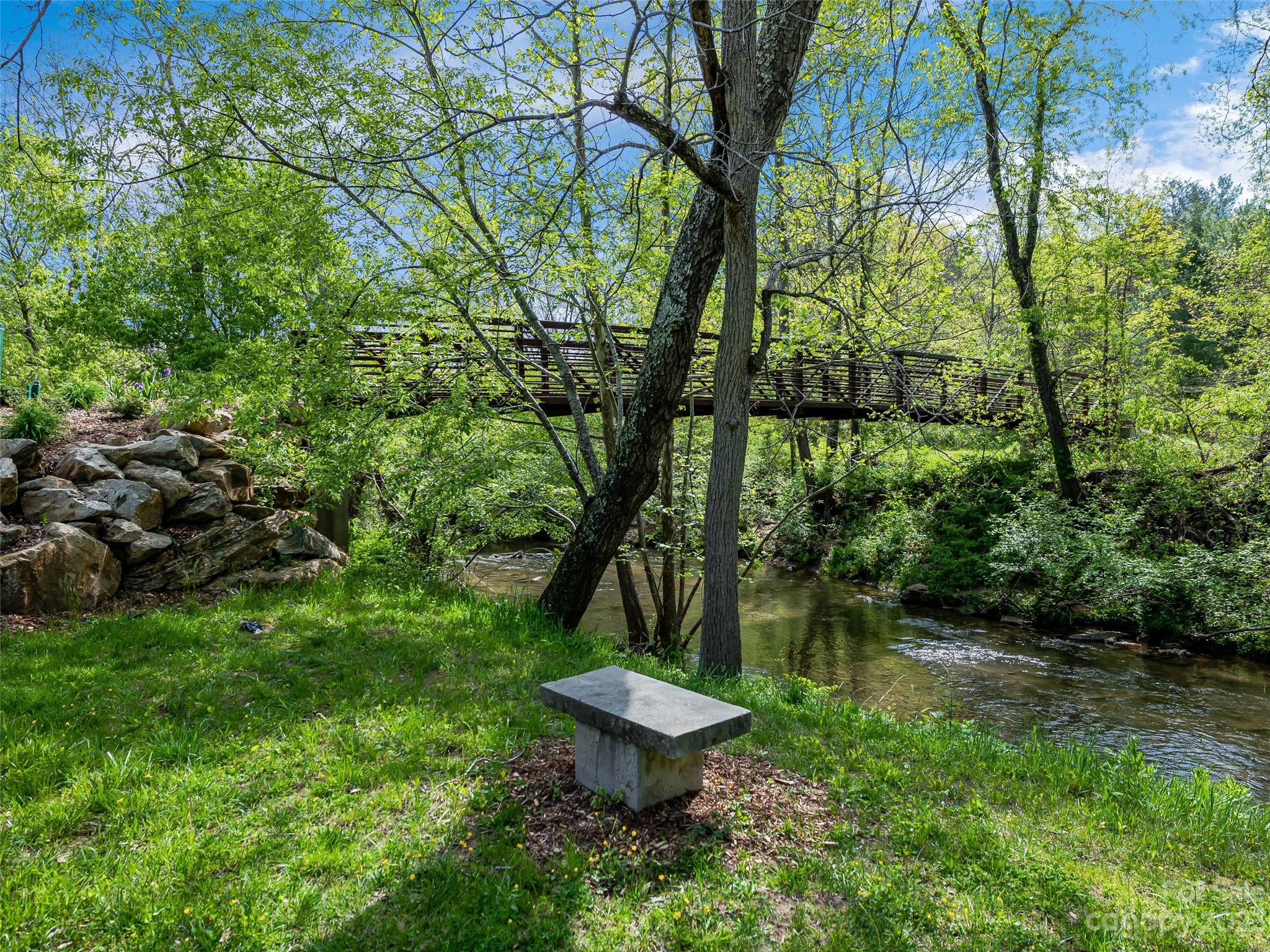 65 Creekside View Drive Asheville NC 28804