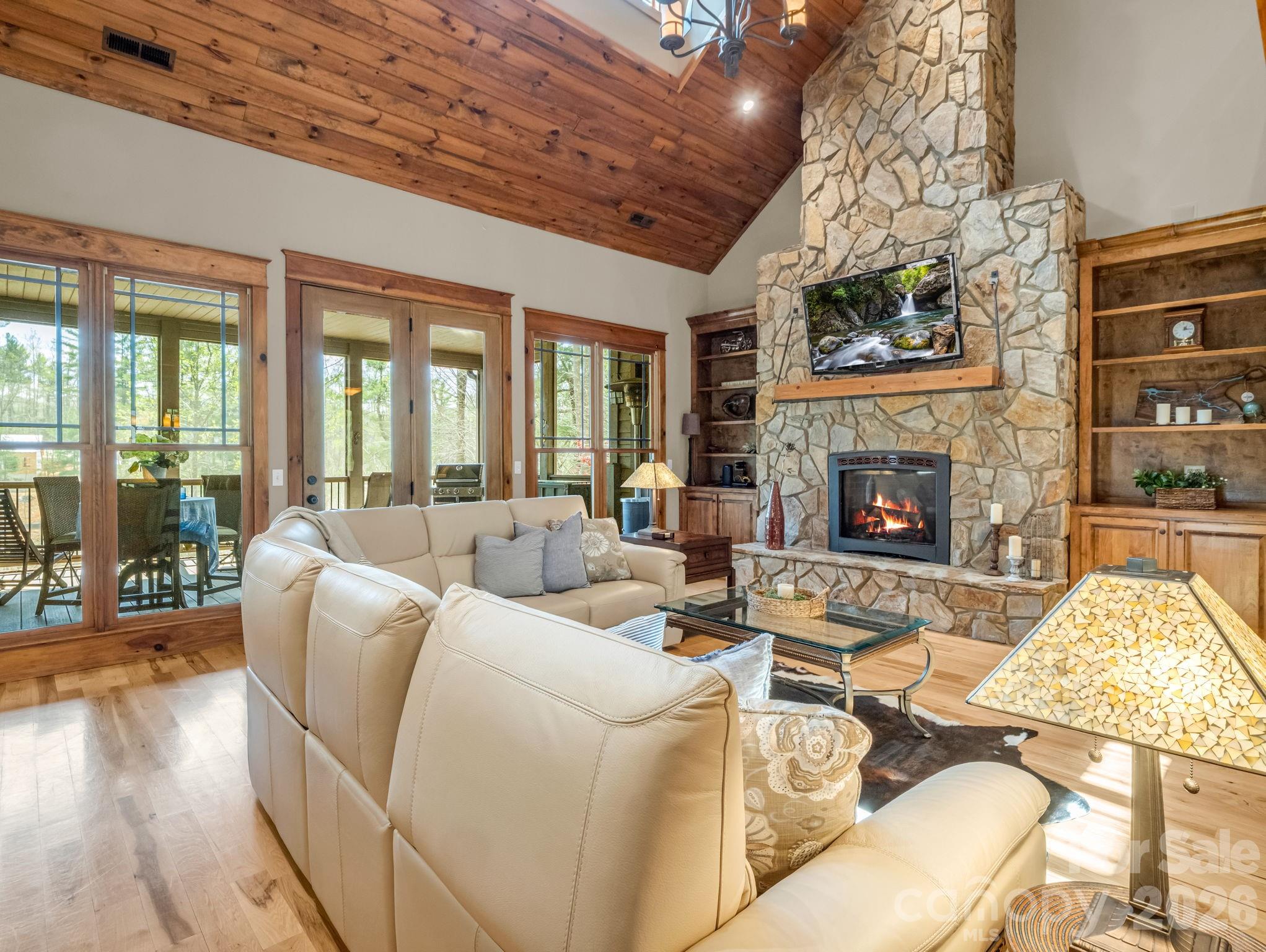 27 Anchor Drive Nebo NC 28761
