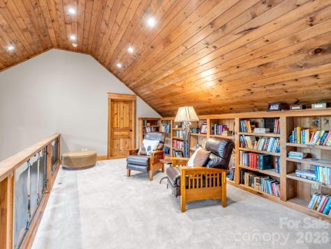 27 Anchor Drive Nebo NC 28761