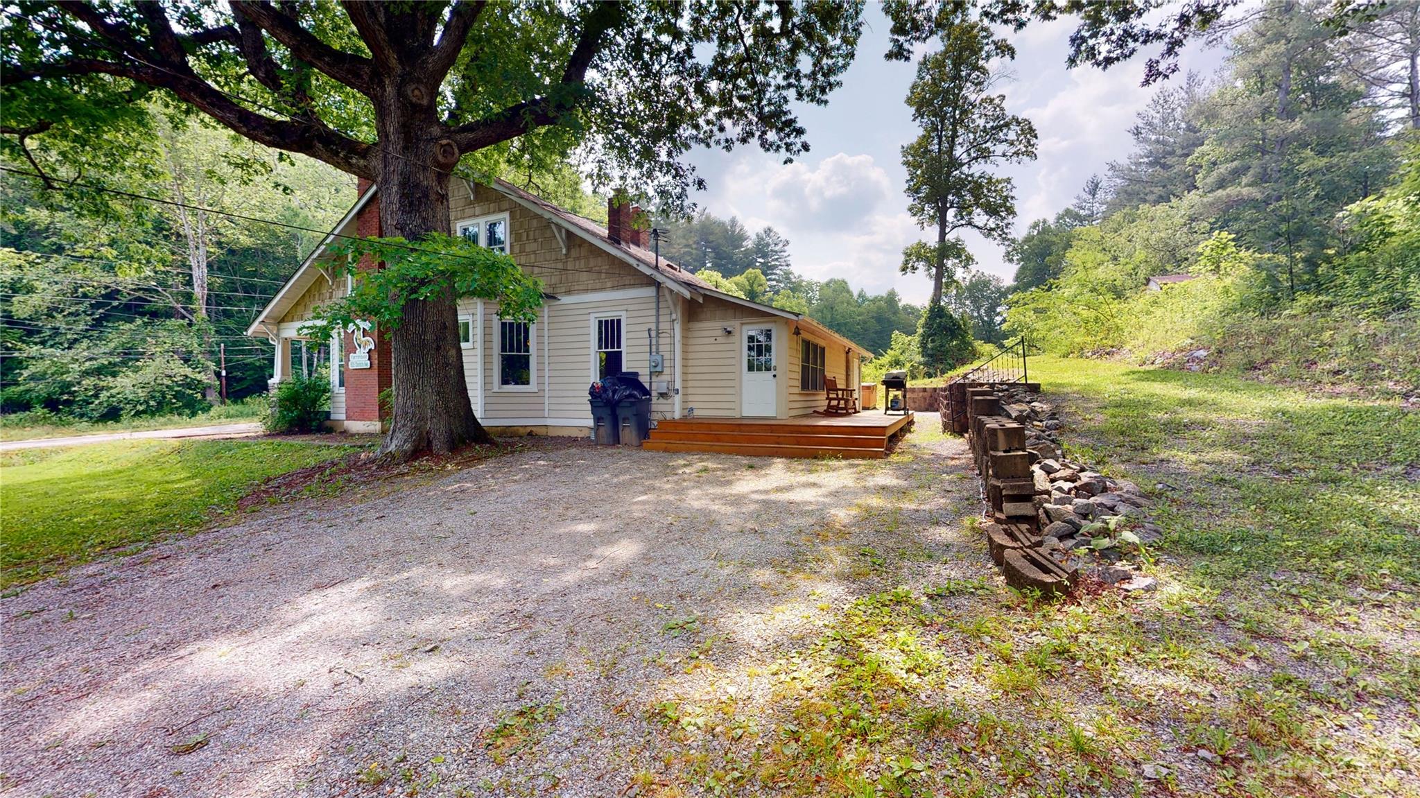 1635 Charlotte Highway Fairview NC 28730