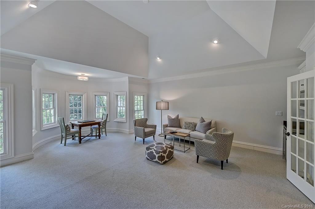 3822 Abingdon Road Charlotte NC 28211