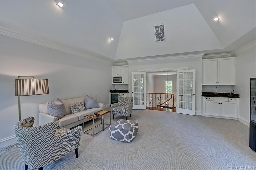 3822 Abingdon Road Charlotte NC 28211