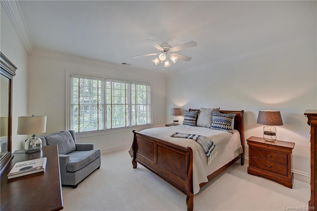 3822 Abingdon Road Charlotte NC 28211