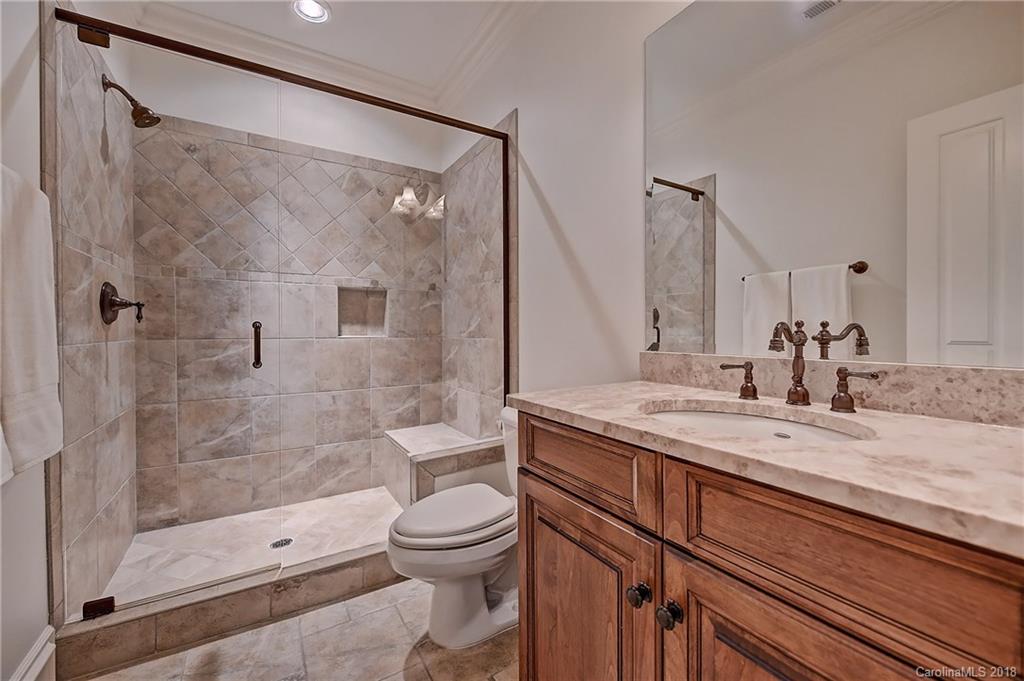 3822 Abingdon Road Charlotte NC 28211