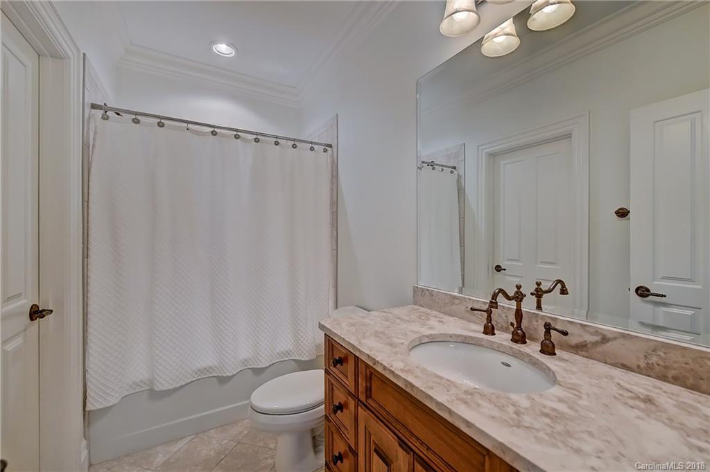 3822 Abingdon Road Charlotte NC 28211