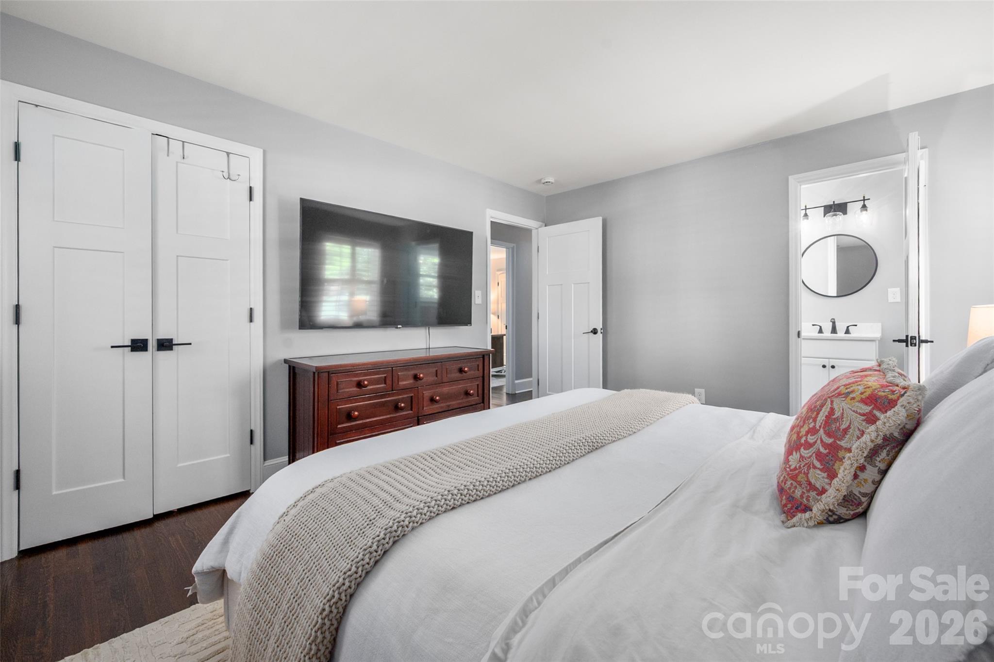 651 Sandridge Road Charlotte NC 28210